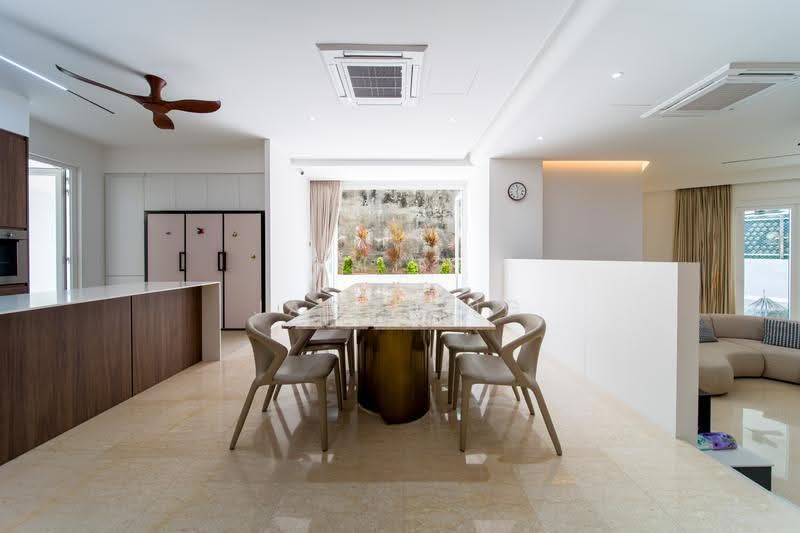 Freehold Semi-D in Bayshore, Sennett Drive, Bedok / Upper East Coast, 5 Bedrooms, 6,000 sqft, Semi-Detached House For Sale, by Jacky Ng, 500289367 - Dining Room - PropertyGuru.com.sg