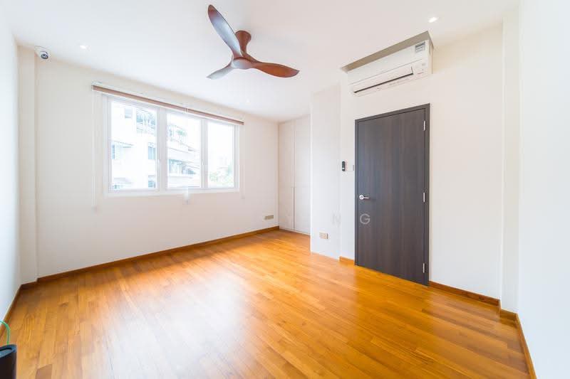 Freehold Semi-D in Bayshore, Sennett Drive, Bedok / Upper East Coast, 5 Bedrooms, 6,000 sqft, Semi-Detached House For Sale, by Jacky Ng, 500289367 - Interior - PropertyGuru.com.sg