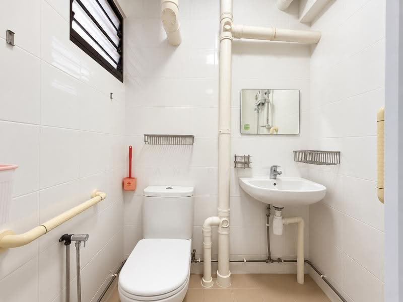 80 Bedok North Road, 80 Bedok North Road, Bedok / Upper East Coast, 3 Bedrooms, 990 sqft, HDB Flat For Rent, by Irfan Ramzi, 500289375 - Bathroom - PropertyGuru.com.sg