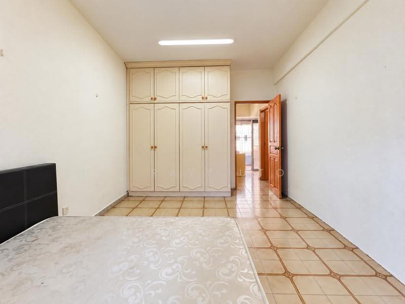Onan road, Onan road, Bedok / Upper East Coast, 6 Bedrooms, 3,500 sqft, Terraced House For Sale, by Budi Rayy Utomo, 500289390 - Bedroom - PropertyGuru.com.sg