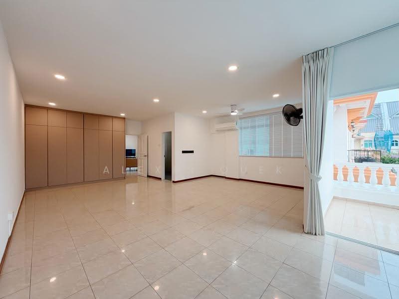 Dunbar Walk, Dunbar Walk, East Coast / Marine Parade, 5 Bedrooms, 5,570 sqft, Semi-Detached House For Rent, by Alexis Quek, 500289394 - Master Bedroom - PropertyGuru.com.sg