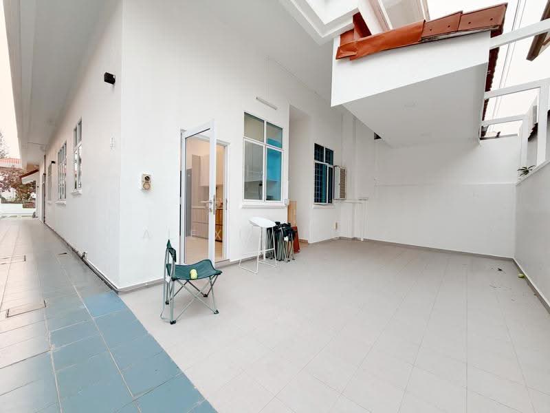 Dunbar Walk, Dunbar Walk, East Coast / Marine Parade, 5 Bedrooms, 5,570 sqft, Semi-Detached House For Rent, by Alexis Quek, 500289394 - Backyard - PropertyGuru.com.sg