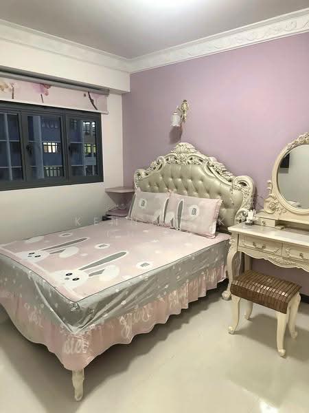 697A Jurong West Central 3, 697A Jurong West Central 3, Boon Lay / Jurong / Tuas, 3 Bedrooms, 1,001 sqft, HDB Flat For Sale, by Kenny G K Chong, 500289398 - Bedroom - PropertyGuru.com.sg