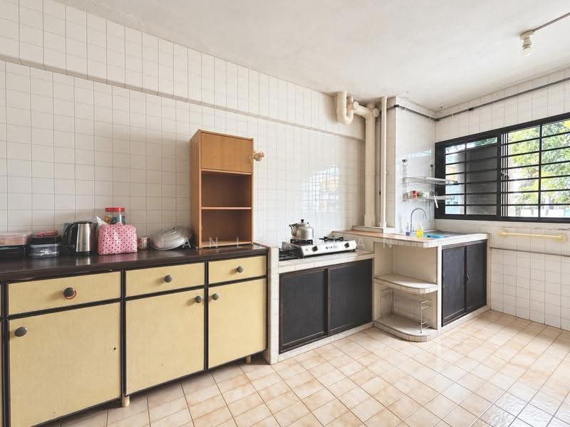 682 Hougang Avenue 4, 682 Hougang Avenue 4, Hougang / Punggol / Sengkang, 2 Bedrooms, 688 sqft, HDB Flat For Rent, by Janlex Tan, 500289401 - Kitchen - PropertyGuru.com.sg