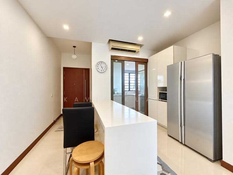 Waterfront Waves, 768 Bedok Reservoir Road, Bedok / Upper East Coast, 4 Bedrooms, 1,539 sqft, Condominium For Sale, by Kavin Kuah, 500289403 - Kitchen - PropertyGuru.com.sg