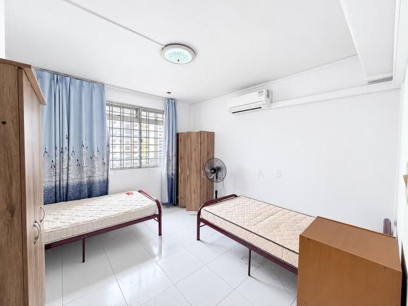736 Jurong West Street 75, 736 Jurong West Street 75, Boon Lay / Jurong / Tuas, 3 Bedrooms, 1,431 sqft, HDB Flat For Rent, by Jack Lucas, 500289414 - PropertyGuru.com.sg