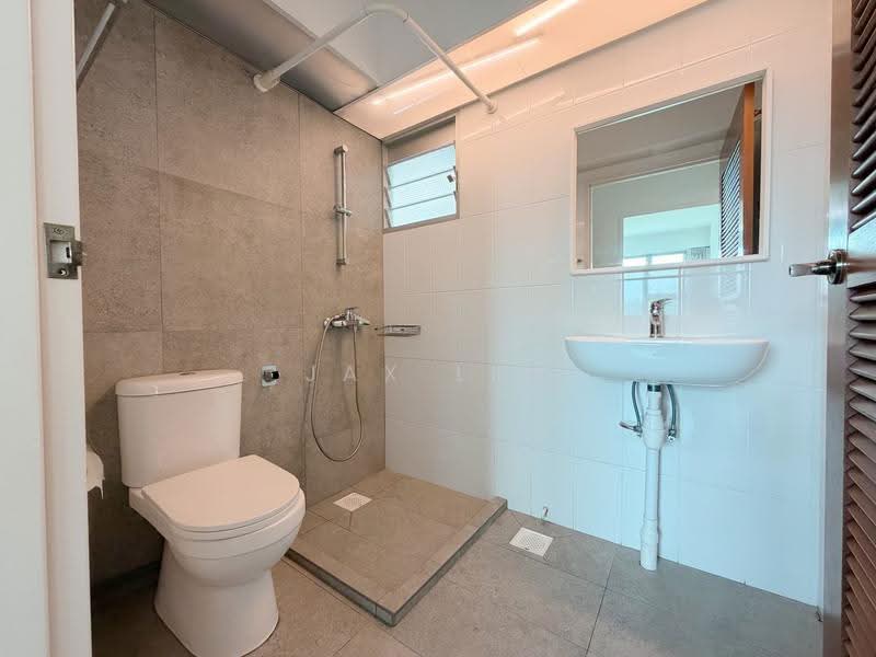 90A Telok Blangah Street 31, 90A Telok Blangah Street 31, Harbourfront / Telok Blangah, 3 Bedrooms, 1,001 sqft, HDB Flat For Sale, by Jax Lim, 500289418 - Common Bathroom - PropertyGuru.com.sg