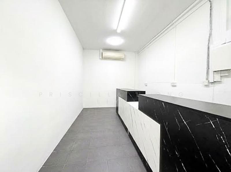 UPPER SERANGOON ROAD, Farrer Park / Serangoon Rd, 1,797 sqft, Office For Sale, by PRISCILLA LEONG LIYI, 500289422 - Interior - CommercialGuru.com.sg
