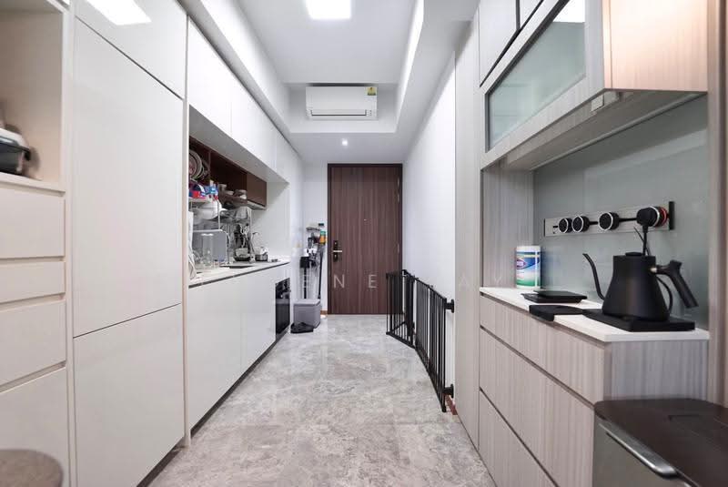 Fourth Avenue Residences, 2 Fourth Avenue, Tanglin / Holland / Bukit Timah, 2 Bedrooms, 689 sqft, Condominium For Sale, by Eugene Tay, 500289427 - Kitchen - PropertyGuru.com.sg
