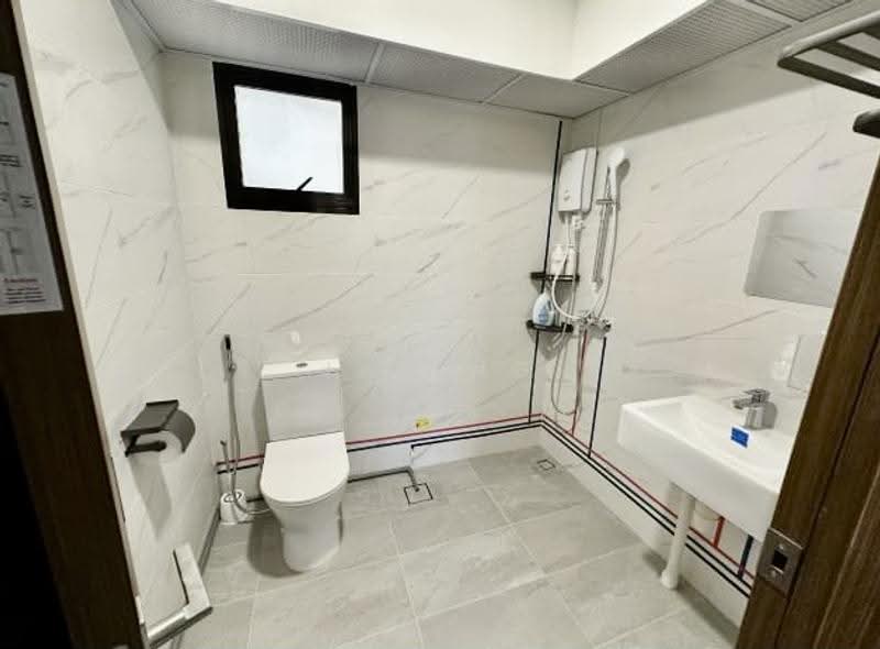 GARDEN VALE @ TENGAH, TENGAH DRIVE, Room Rental, 100 sqft, HDB Flat For Rent, by Jay Ng, 500289466 - Bathroom - PropertyGuru.com.sg