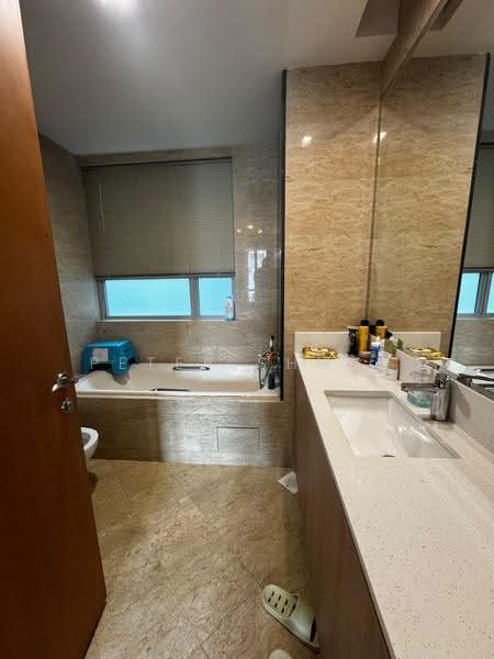 The Tessarina, 26 Wilby Road, Tanglin / Holland / Bukit Timah, 2 Bedrooms, 990 sqft, Condominium For Sale, by Peter Shuen, 500289468 - Bathroom - PropertyGuru.com.sg