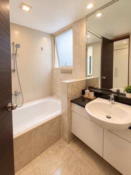 Lilydale, 552 Yishun Ave 6, Sembawang / Yishun, 3 Bedrooms, 1,194 sqft, Condominium For Rent, by Ricky Teo, 500289475 - Bathroom - PropertyGuru.com.sg