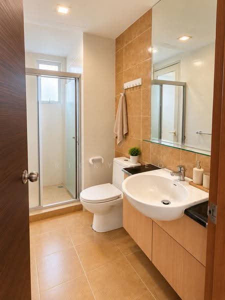 Lilydale, 552 Yishun Ave 6, Sembawang / Yishun, 3 Bedrooms, 1,194 sqft, Condominium For Rent, by Ricky Teo, 500289475 - Bathroom - PropertyGuru.com.sg