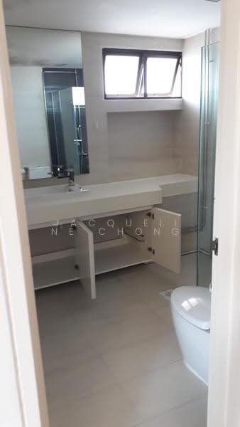 Parkway View, 39 Marine Parade Road, East Coast / Marine Parade, 4 Bedrooms, 2,776 sqft, Condominium For Rent, by Jacqueline Chong, 500289480 - Bathroom - PropertyGuru.com.sg