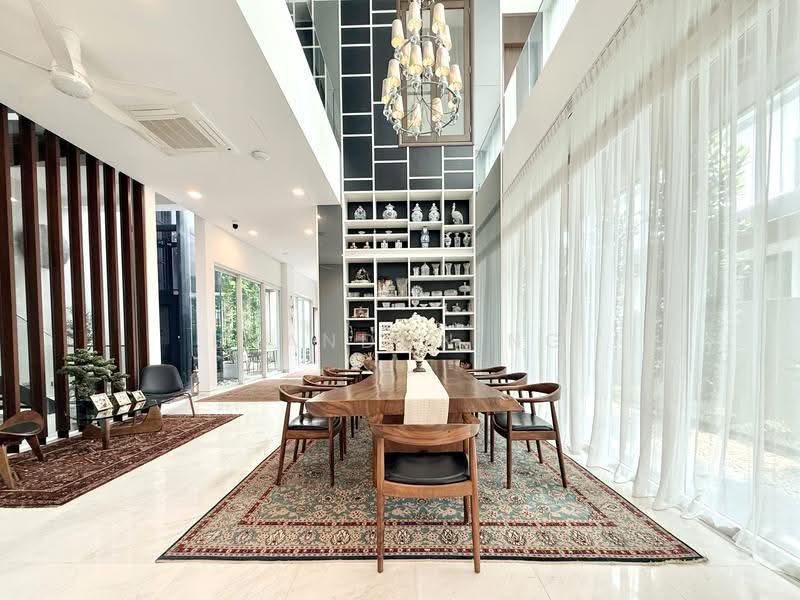 **LANDED7772** Rare Designer Sea-View Sanctuary, East Coast / Marine Parade, 8 Bedrooms, 7,000 sqft, Semi-Detached House For Sale, by Brandon Ng, 500289484 - Dining Room - PropertyGuru.com.sg