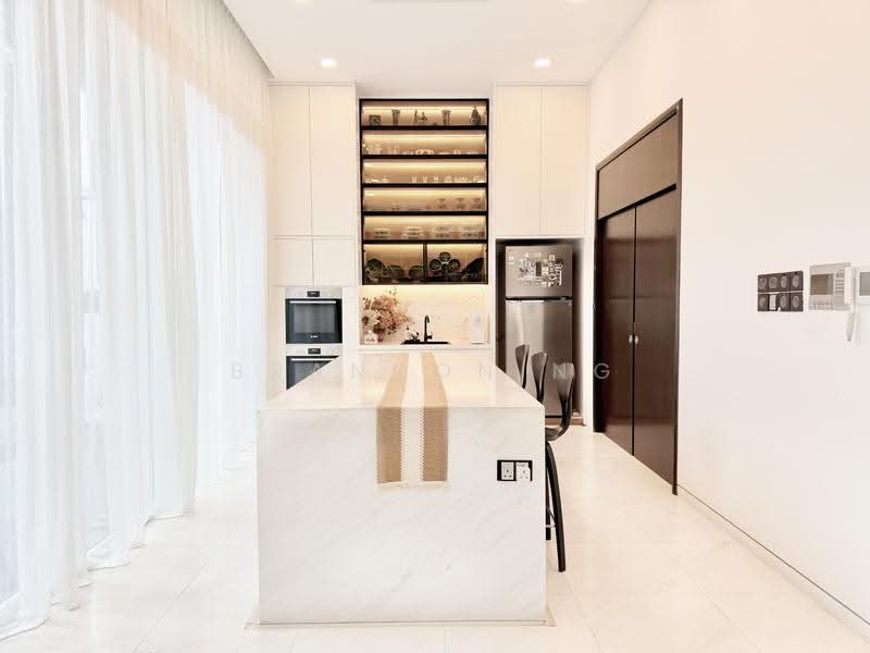 **LANDED7772** Rare Designer Sea-View Sanctuary, East Coast / Marine Parade, 8 Bedrooms, 7,000 sqft, Semi-Detached House For Sale, by Brandon Ng, 500289484 - Kitchen - PropertyGuru.com.sg