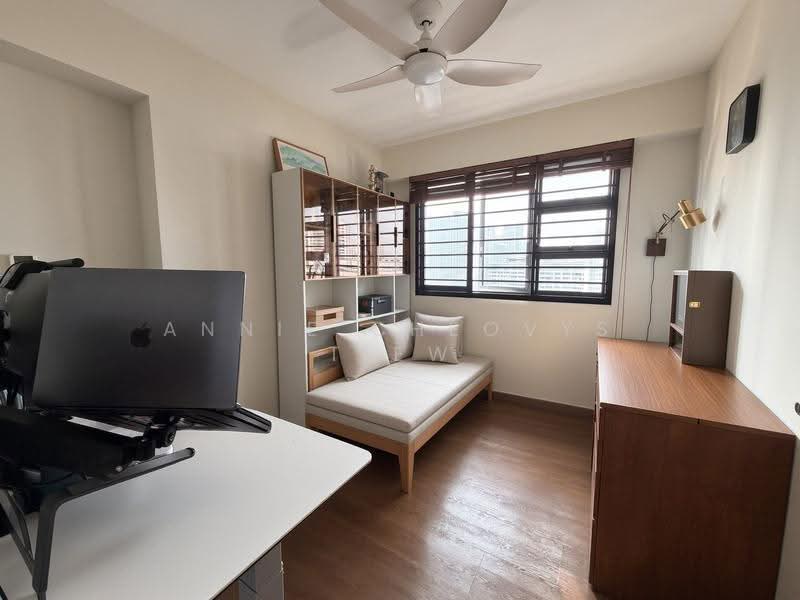 464A Clementi Avenue 1, 464A Clementi Avenue 1, Buona Vista / West Coast / Clementi New Town, 3 Bedrooms, 925 sqft, HDB Flat For Sale, by Annie Cheovys Tiew, 500289495 - Study - PropertyGuru.com.sg