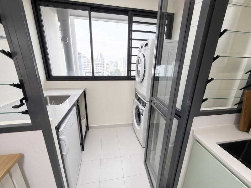 464A Clementi Avenue 1, 464A Clementi Avenue 1, Buona Vista / West Coast / Clementi New Town, 3 Bedrooms, 925 sqft, HDB Flat For Sale, by Annie Cheovys Tiew, 500289495 - Balcony - PropertyGuru.com.sg