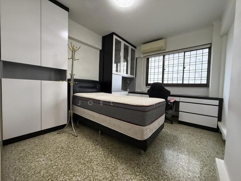 661 Buffalo Road, 661 Buffalo Road, Farrer Park / Serangoon Rd, 3 Bedrooms, 882 sqft, HDB Flat For Rent, by Joel Tan, 500289502 - Bedroom 1 - PropertyGuru.com.sg