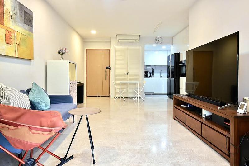 The Calrose, 511 Yio Chu Kang Road, Mandai / Upper Thomson, 3 Bedrooms, 1,302 sqft, Condominium For Sale, by Idy Tee, 500289511 - Living Room - PropertyGuru.com.sg