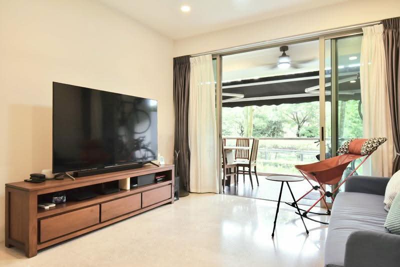 The Calrose, 511 Yio Chu Kang Road, Mandai / Upper Thomson, 3 Bedrooms, 1,302 sqft, Condominium For Sale, by Idy Tee, 500289511 - Living Room - PropertyGuru.com.sg