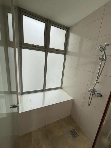 Caspian, 60 Lakeside Drive, Boon Lay / Jurong / Tuas, Room Rental, 120 sqft, Condominium For Rent, by Raymond Foo, 500289512 - Bathroom - PropertyGuru.com.sg