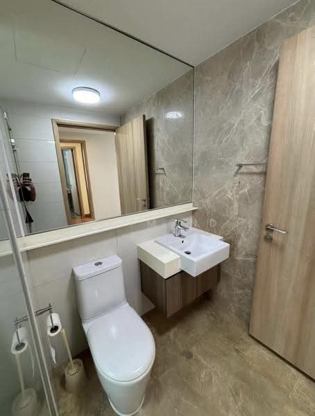 Caspian, 60 Lakeside Drive, Boon Lay / Jurong / Tuas, Room Rental, 120 sqft, Condominium For Rent, by Raymond Foo, 500289512 - Bathroom - PropertyGuru.com.sg