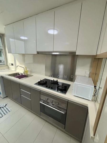 Caspian, 60 Lakeside Drive, Boon Lay / Jurong / Tuas, Room Rental, 120 sqft, Condominium For Rent, by Raymond Foo, 500289512 - Kitchen - PropertyGuru.com.sg