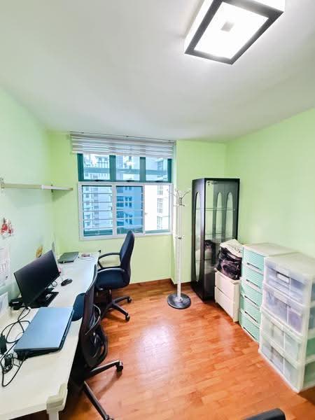 689D Woodlands Drive 75, 689D Woodlands Drive 75, Admiralty / Woodlands, 3 Bedrooms, 968 sqft, HDB Flat For Sale, by Joe Tay, 500289514 - Study - PropertyGuru.com.sg
