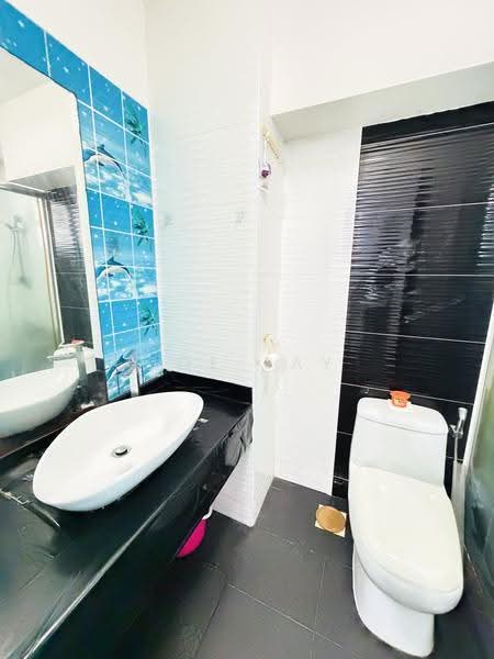 689D Woodlands Drive 75, 689D Woodlands Drive 75, Admiralty / Woodlands, 3 Bedrooms, 968 sqft, HDB Flat For Sale, by Joe Tay, 500289514 - Bathroom - PropertyGuru.com.sg