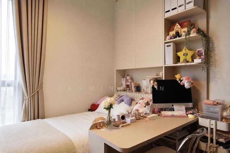 Hyll on Holland, 97 Holland Road, Tanglin / Holland / Bukit Timah, 3 Bedrooms, 936 sqft, Condominium For Sale, by Jasmine Tan, 500289516 - Bedroom 2 - PropertyGuru.com.sg
