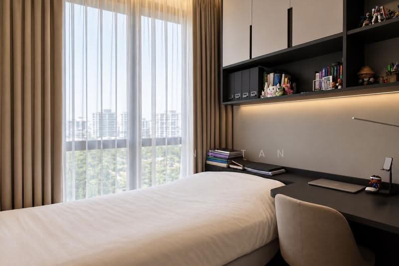 Hyll on Holland, 97 Holland Road, Tanglin / Holland / Bukit Timah, 3 Bedrooms, 936 sqft, Condominium For Sale, by Jasmine Tan, 500289516 - Bedroom 3 - PropertyGuru.com.sg