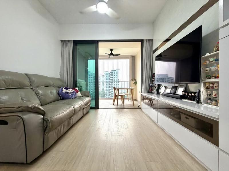 The Terrace, 102 Edgedale Plains, Hougang / Punggol / Sengkang, 3 Bedrooms, 1,001 sqft, Condominium For Sale, by Amelia Chia, 500289518 - Living Room - PropertyGuru.com.sg