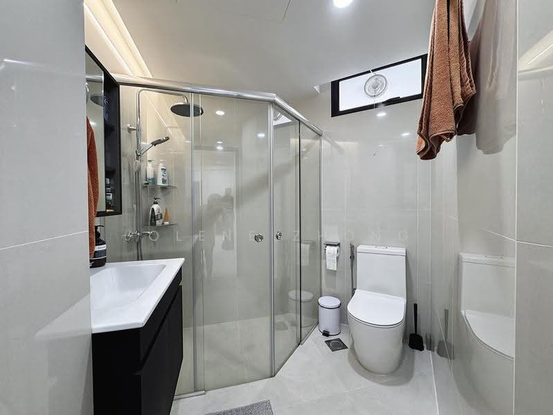 Mandarin Gardens, 5 Siglap Road, East Coast / Marine Parade, 1 Bedroom, 732 sqft, Condominium For Sale, by Jolene Zhong, 500289527 - Bathroom - PropertyGuru.com.sg