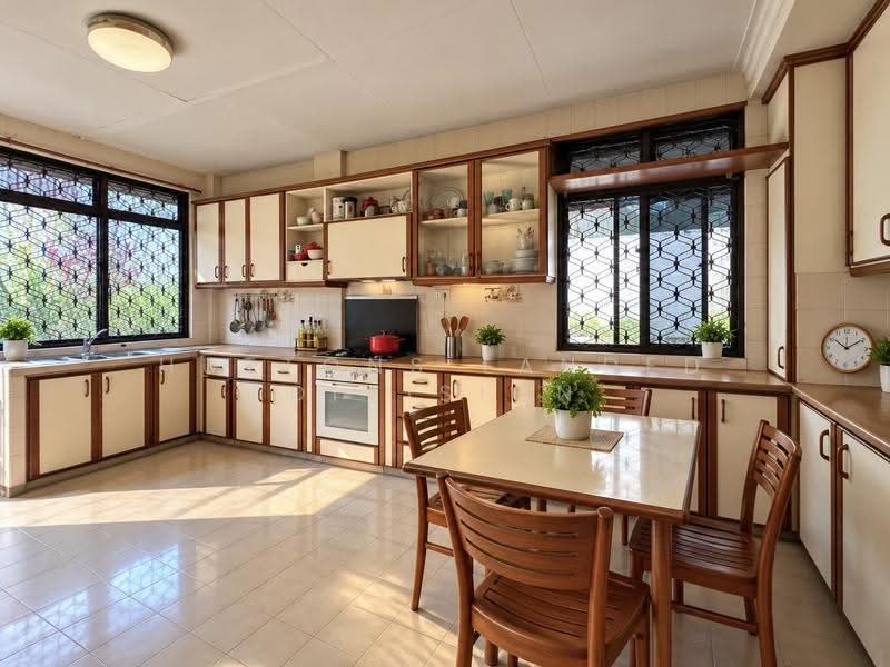 Green Hill Estate / Chestnut / Cashew / Diary Farm vicinity Semi-D for Rebuild, Jalan Suasa, Dairy Farm / Bukit Panjang / Choa Chu Kang, 4 Bedrooms, 2,234 sqft, Semi-Detached House For Sale, by SINDRIC GOH, 500289573 - Kitchen - PropertyGuru.com.sg