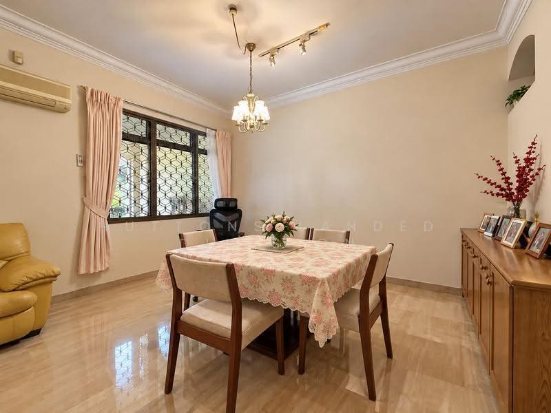 Green Hill Estate / Chestnut / Cashew / Diary Farm vicinity Semi-D for Rebuild, Jalan Suasa, Dairy Farm / Bukit Panjang / Choa Chu Kang, 4 Bedrooms, 2,234 sqft, Semi-Detached House For Sale, by SINDRIC GOH, 500289573 - Dining Room - PropertyGuru.com.sg