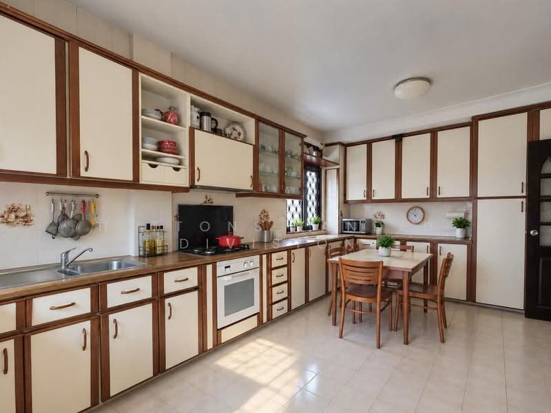 Green Hill Estate / Chestnut / Cashew / Diary Farm vicinity Semi-D for Rebuild, Jalan Suasa, Dairy Farm / Bukit Panjang / Choa Chu Kang, 4 Bedrooms, 2,234 sqft, Semi-Detached House For Sale, by SINDRIC GOH, 500289573 - Kitchen - PropertyGuru.com.sg