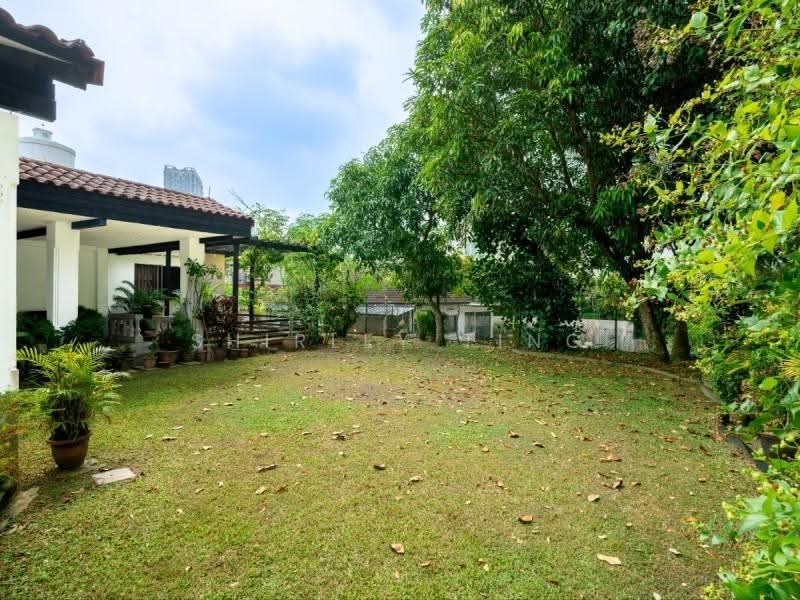 LOW$$! $17xx PSF DETACHED @ BUKIT TIMAH! WIDE FRONTAGE! ST 9623.4620, Dairy Farm / Bukit Panjang / Choa Chu Kang, 5 Bedrooms, 1,800 sqft, Detached House For Sale, by Shirley Ting, 500289591 - Exterior - PropertyGuru.com.sg