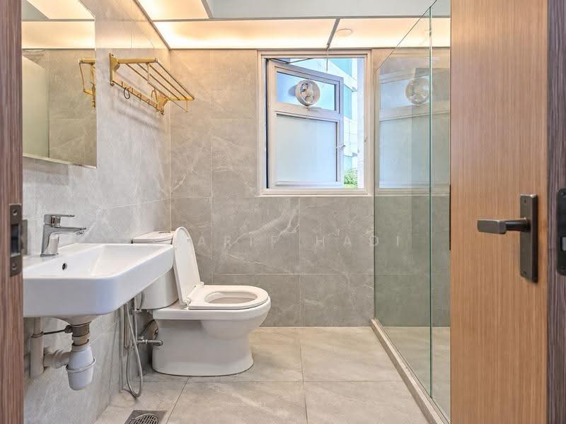 619A Tampines Street 61, 619A Tampines Street 61, Pasir Ris / Tampines, 3 Bedrooms, 1,001 sqft, HDB Flat For Sale, by Syarif Hadi, 500289598 - Bathroom - PropertyGuru.com.sg