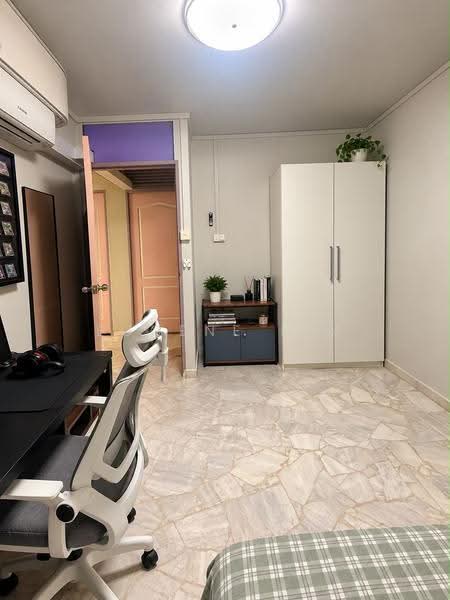 147 Bishan Street 11, 147 Bishan Street 11, Ang Mo Kio / Bishan / Thomson, 3 Bedrooms, 904 sqft, HDB Flat For Sale, by Eugene Lim, 500289609 - Bedroom - PropertyGuru.com.sg