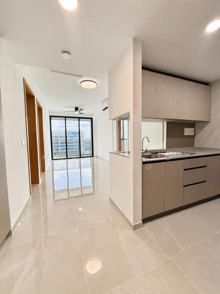 Penrose, 20 Sims Drive, Eunos / Geylang / Paya Lebar, 2 Bedrooms, 646 sqft, Condominium For Sale, by Morgans Ng Lin Ting, 500289618 - Kitchen - PropertyGuru.com.sg