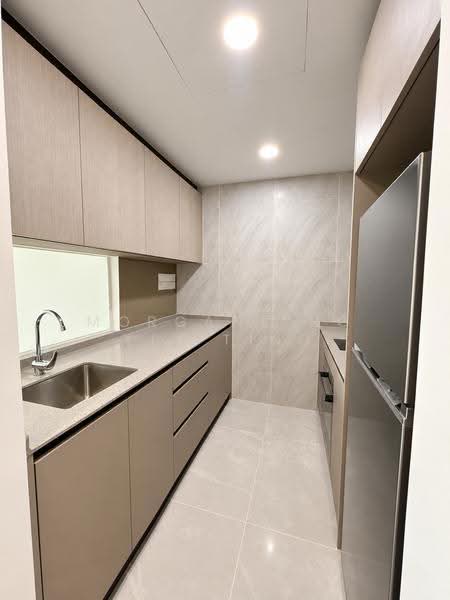 Penrose, 20 Sims Drive, Eunos / Geylang / Paya Lebar, 2 Bedrooms, 646 sqft, Condominium For Sale, by Morgans Ng Lin Ting, 500289618 - Kitchen - PropertyGuru.com.sg