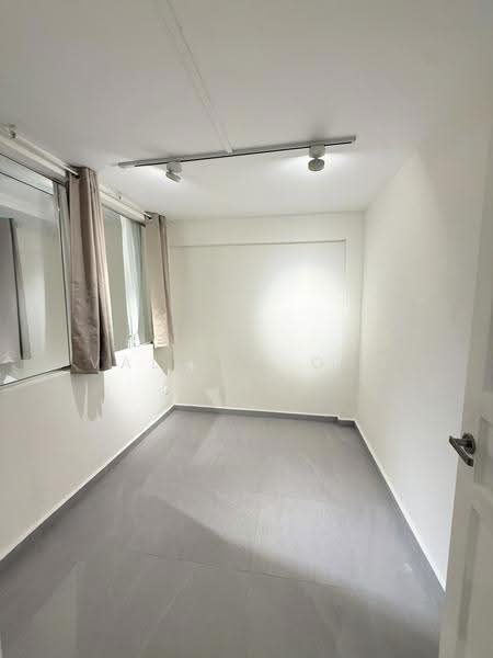 30 New Upper Changi Road, 30 New Upper Changi Road, Bedok / Upper East Coast, 4 Bedrooms, 700 sqft, HDB Flat For Rent, by Valerie Ong, 500289621 - Common Room - PropertyGuru.com.sg