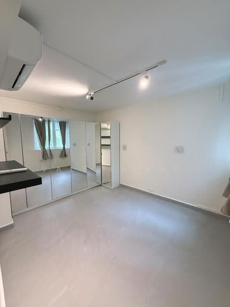 30 New Upper Changi Road, 30 New Upper Changi Road, Bedok / Upper East Coast, 4 Bedrooms, 700 sqft, HDB Flat For Rent, by Valerie Ong, 500289621 - Master room - PropertyGuru.com.sg