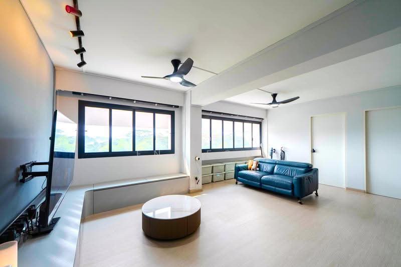 850 Jurong West Street 81, 850 Jurong West Street 81, Boon Lay / Jurong / Tuas, 3 Bedrooms, 1,378 sqft, HDB Flat For Sale, by Ena Foo, 500289625 - Living Room - PropertyGuru.com.sg