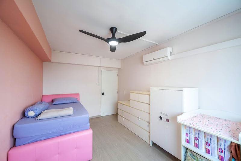 850 Jurong West Street 81, 850 Jurong West Street 81, Boon Lay / Jurong / Tuas, 3 Bedrooms, 1,378 sqft, HDB Flat For Sale, by Ena Foo, 500289625 - Common Bedroom 1 - PropertyGuru.com.sg