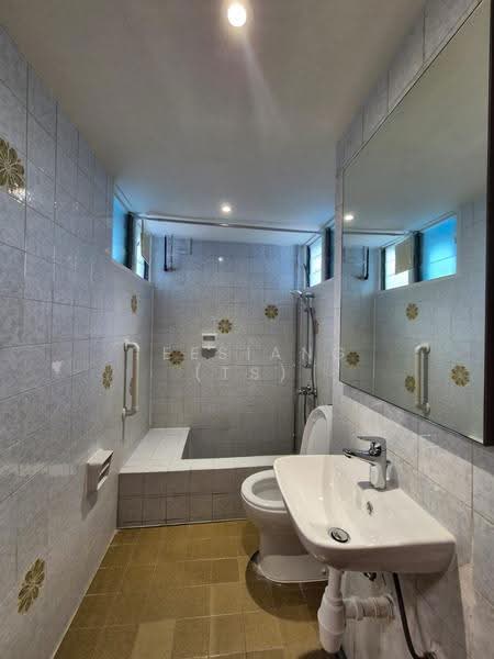 Chancery Court, 36A Dunearn Road, Newton / Novena, 3 Bedrooms, 2,034 sqft, Condominium For Rent, by TeeSiang (TS), 500289631 - Bathroom - PropertyGuru.com.sg