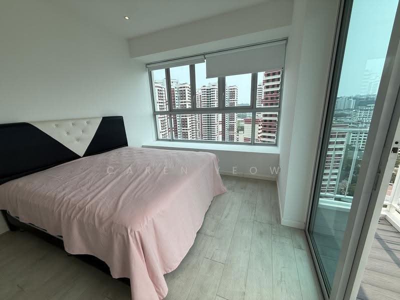 The Metropolitan Condominium, 6 Alexandra View, Alexandra / Commonwealth, 2 Bedrooms, 1,033 sqft, Condominium For Sale, by Caren Yeow, 500289638 - PropertyGuru.com.sg