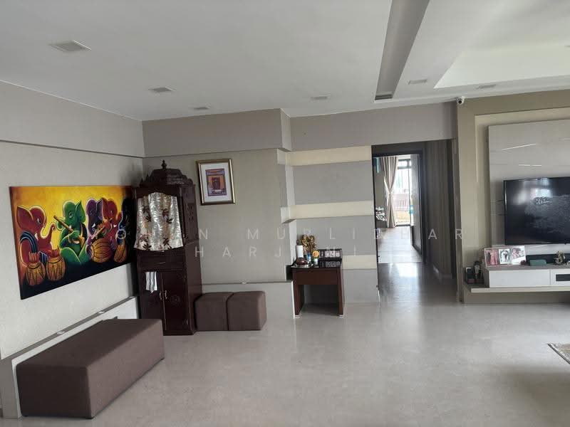 Haig Court, 152 Haig Road, East Coast / Marine Parade, 4 Bedrooms, 2,486 sqft, Condominium For Rent, by Mohan Murlidhar Harjani, 500289654 - Living Room - PropertyGuru.com.sg