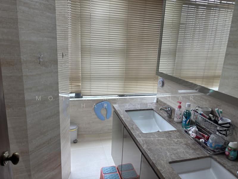 Haig Court, 152 Haig Road, East Coast / Marine Parade, 4 Bedrooms, 2,486 sqft, Condominium For Rent, by Mohan Murlidhar Harjani, 500289654 - Bathroom - PropertyGuru.com.sg